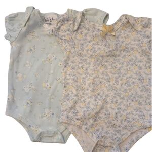 Nicole Miller Designer Onesies Set Of‎ Two Delicate Floral sz 6-9 mos